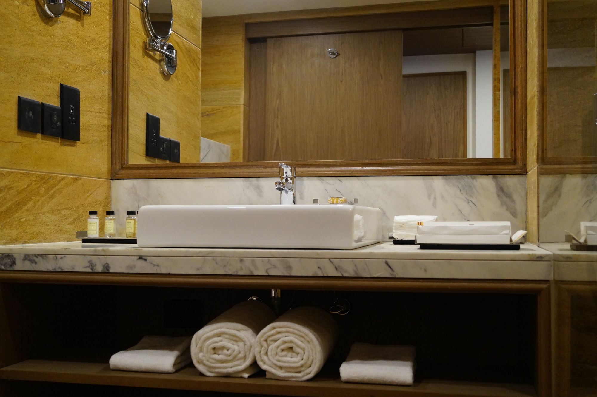 Mosaic Hotel Mussoorie Mallroad Extérieur photo